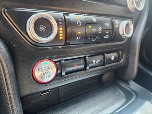 Used 2020 Ford Mustang Coupe image 20