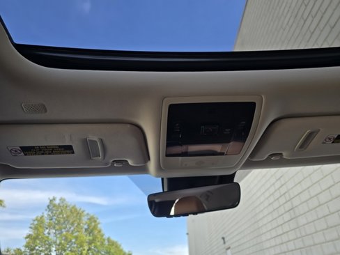 Used 2020 Lexus UX 250h w/ Luxury Package image 18