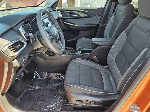 Used 2022 Chevrolet TrailBlazer LT w/ LPO, Blackout Package image 24