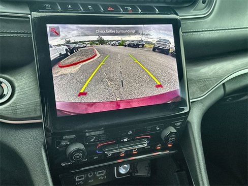 Used 2021 Jeep Grand Cherokee L Limited image 31