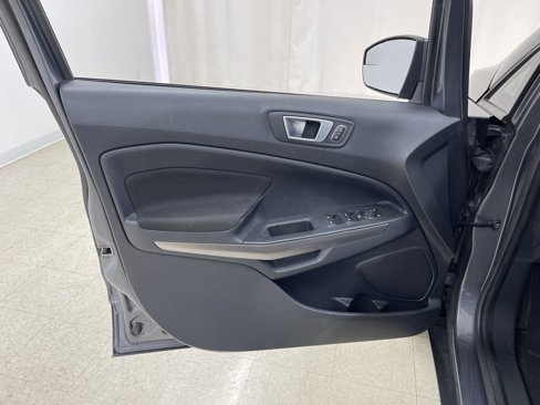 Used 2019 Ford EcoSport SE image 17