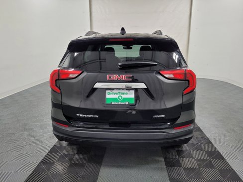 Used 2018 GMC Terrain SLE w/ Driver Convenience Package image 7