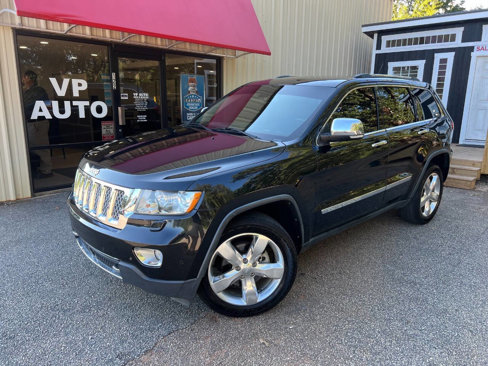 Used 2013 Jeep Grand Cherokee Overland Summit image 1