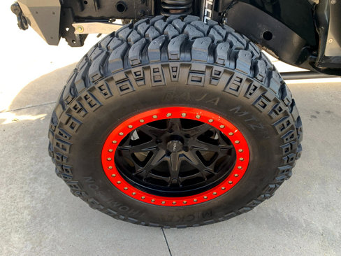 Used 2010 Jeep Wrangler Unlimited Rubicon w/ Dual Top Group image 15