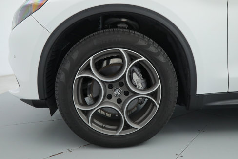 New 2025 Alfa Romeo Stelvio Sprint image 22