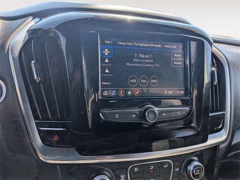 Used 2022 Chevrolet Traverse LT image 18