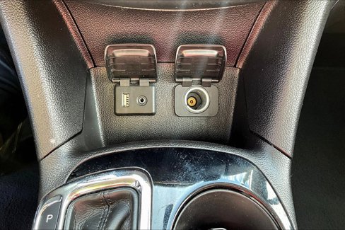 Used 2017 Chevrolet Cruze Premier image 32