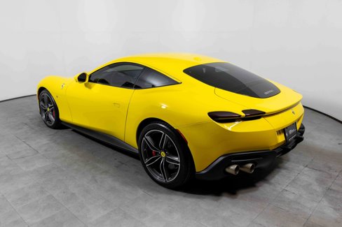 Used 2023 Ferrari Roma image 7
