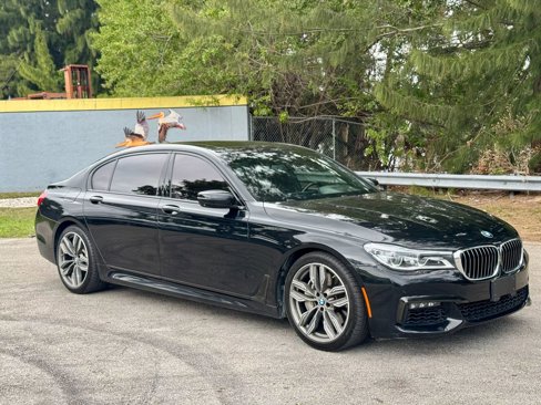 Used 2018 BMW 750Li xDrive image 8