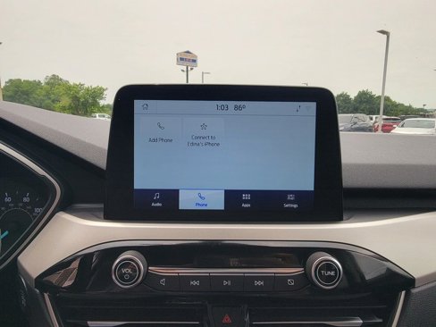 Used 2022 Ford Escape SE image 25