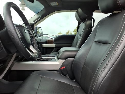 Used 2015 Ford F150 Lariat w/ Equipment Group 502A Luxury image 11