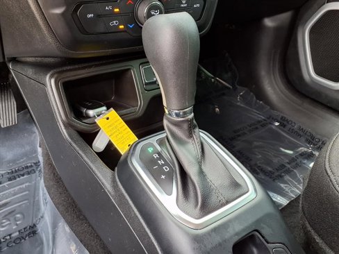 Used 2020 Jeep Renegade Sport w/ Sport Appearance Group image 14