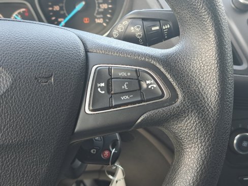 Used 2019 Ford Escape S image 22