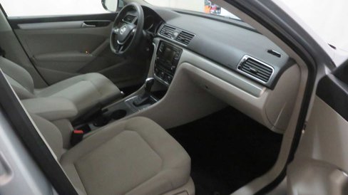 Used 2016 Volkswagen Passat 1.8T S w/ Lighting Package (P06) image 27