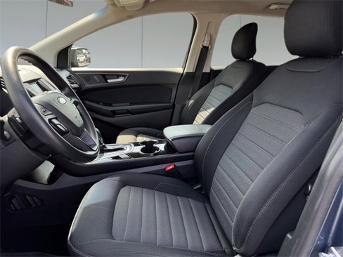 Used 2018 Ford Edge SE image 10