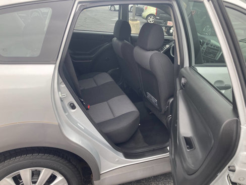 Used 2008 Pontiac Vibe w/ Sun And Sound Package image 22