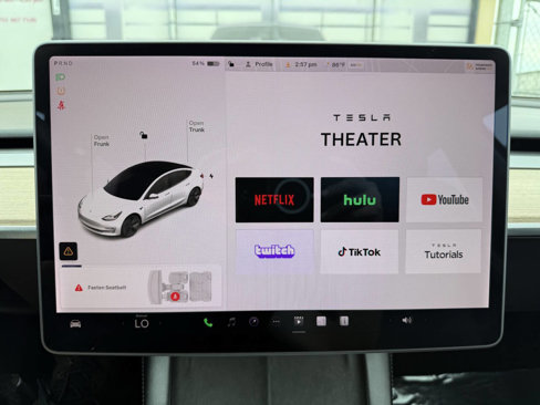 Used 2021 Tesla Model 3 Standard Range Plus image 17