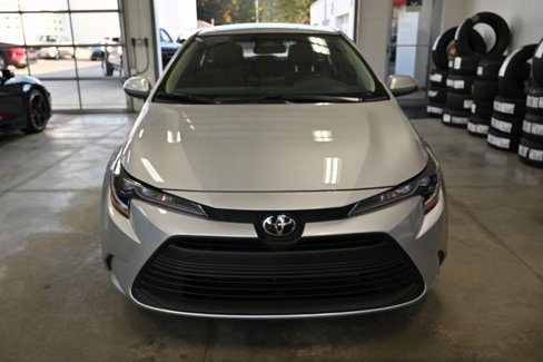 New 2026 Toyota Corolla LE image 2