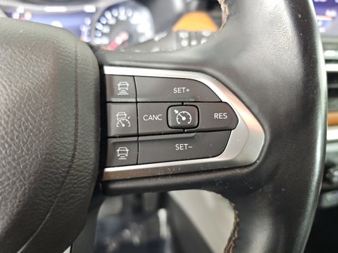 Certified 2022 Jeep Compass Limited image 16