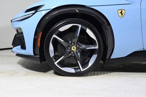 Used 2024 Ferrari Purosangue image 33
