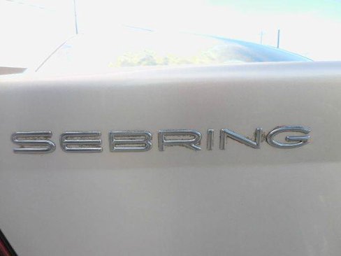 Used 2006 Chrysler Sebring LX image 29