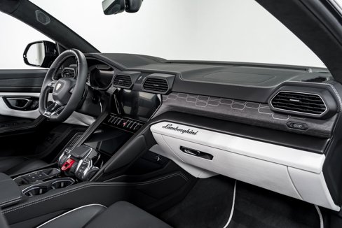 Used 2023 Lamborghini Urus S image 36