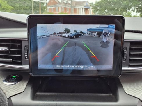 Used 2020 Ford Explorer XLT w/ Equipment Group 202A image 13