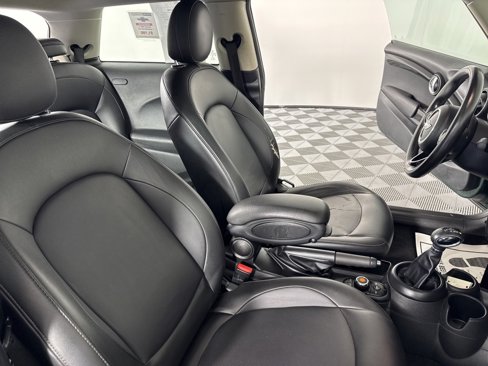 Used 2019 MINI Cooper 2-Door Hardtop image 33