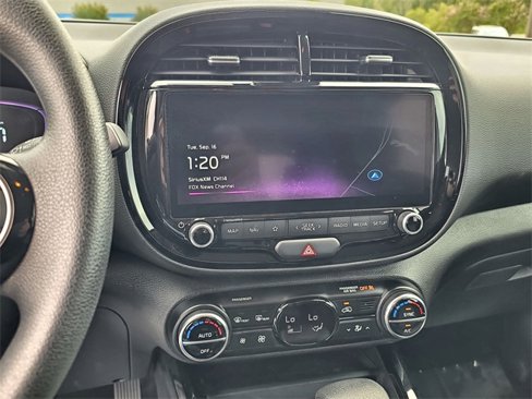 Used 2024 Kia Soul S image 25