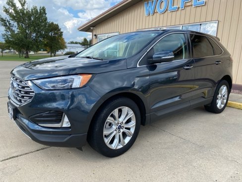 Used 2022 Ford Edge Titanium w/ Equipment Group 301A image 3