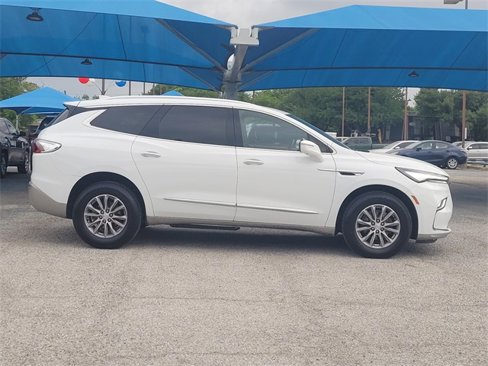 Used 2022 Buick Enclave Premium image 7