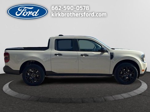 New 2025 Ford Maverick XLT w/ XLT Luxury Package image 4
