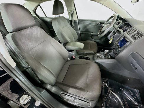 Used 2016 Volkswagen Jetta S image 30