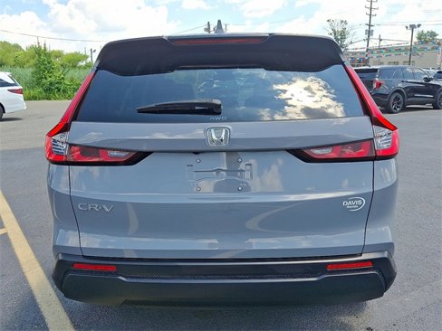 Certified 2025 Honda CR-V LX image 5