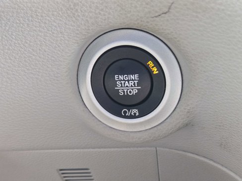 Used 2021 Chrysler Pacifica Limited w/ Premium & Safety Sphere Group image 37
