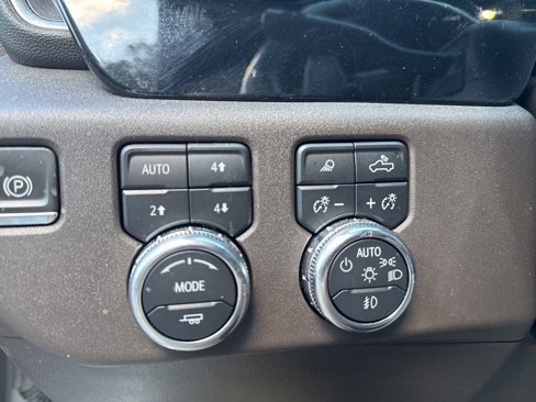 Certified 2024 GMC Sierra 1500 SLT w/ SLT Premium Plus Package image 29