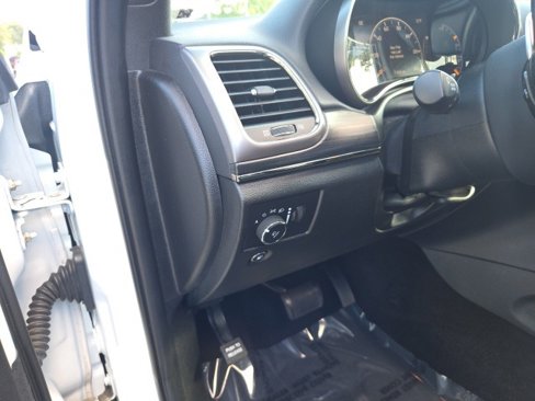 Used 2020 Jeep Grand Cherokee Limited X image 11