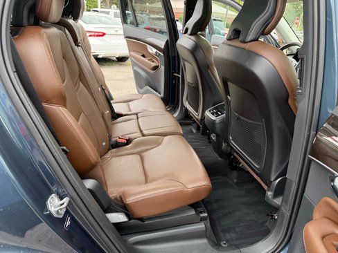 Used 2019 Volvo XC90 T6 Momentum w/ Advanced Package image 10
