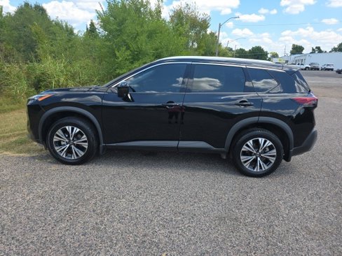Used 2021 Nissan Rogue SV w/ Premium Package image 2