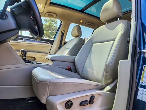 Used 2019 Volkswagen Atlas SE w/ Panoramic Sunroof Package image 7