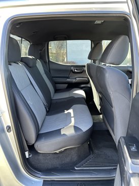 Used 2022 Toyota Tacoma TRD Off-Road image 20