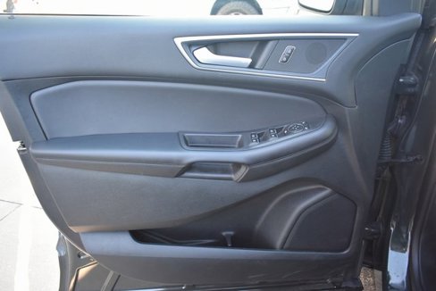 Used 2023 Ford Edge SEL w/ Convenience Package image 14
