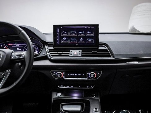 Used 2022 Audi Q5 2.0T Premium w/ Convenience Package image 14