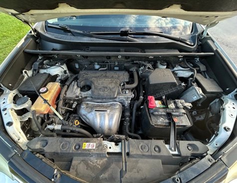 Used 2018 Toyota RAV4 XLE image 10
