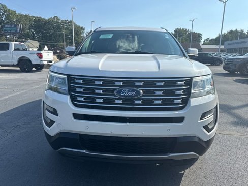 Used 2017 Ford Explorer Limited w/ Equipment Group 301A image 3