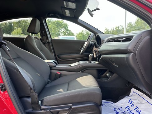 Certified 2022 Honda HR-V Sport image 14
