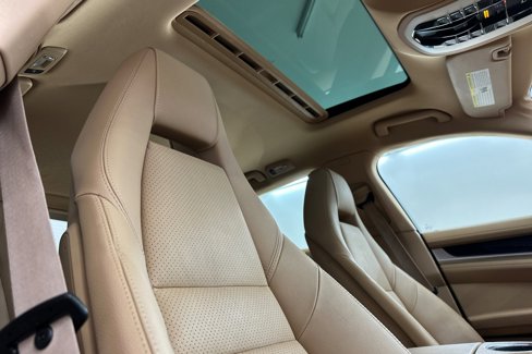 Used 2011 Porsche Panamera 4 image 16