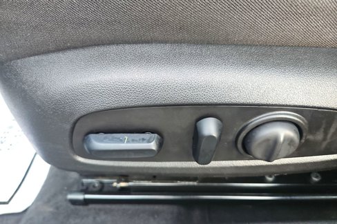 Used 2019 Chevrolet Malibu LT image 18