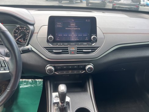 Used 2021 Nissan Altima 2.5 SR w/ SR Premium Package image 27