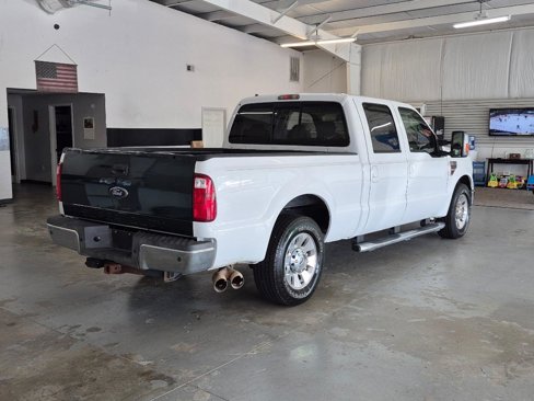 Used 2010 Ford F350 Lariat image 2